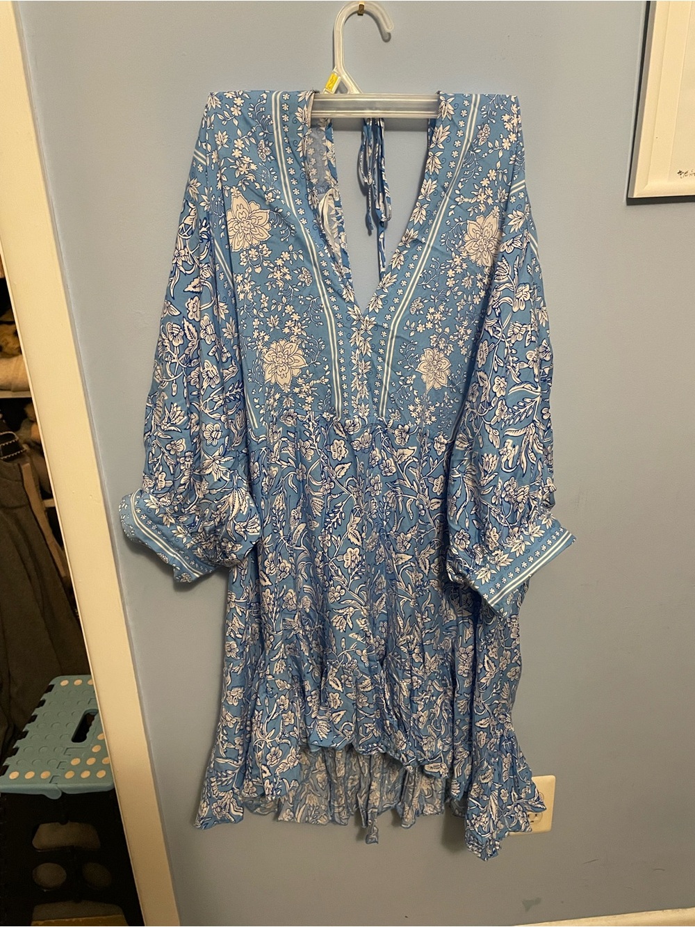 Aakaa Blue Floral V-Neck Mini Dress